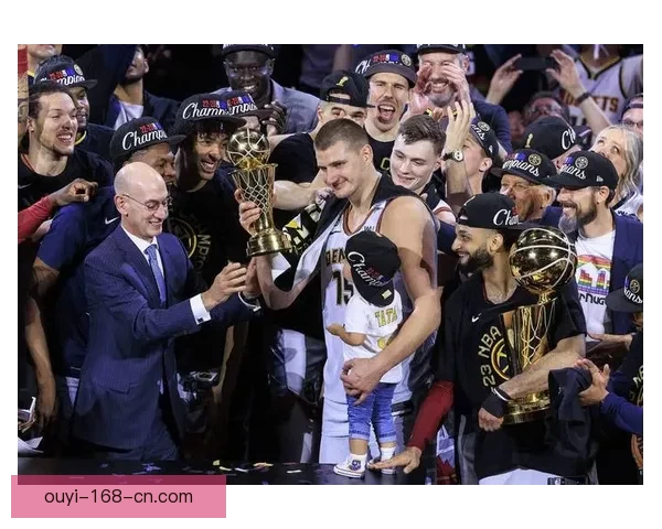 掘金队沃特森右腿筋紧绷 小哈达威左膝酸痛伤情更新